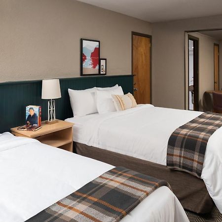 Roaring Brook Ranch Resort Lake George Exteriör bild