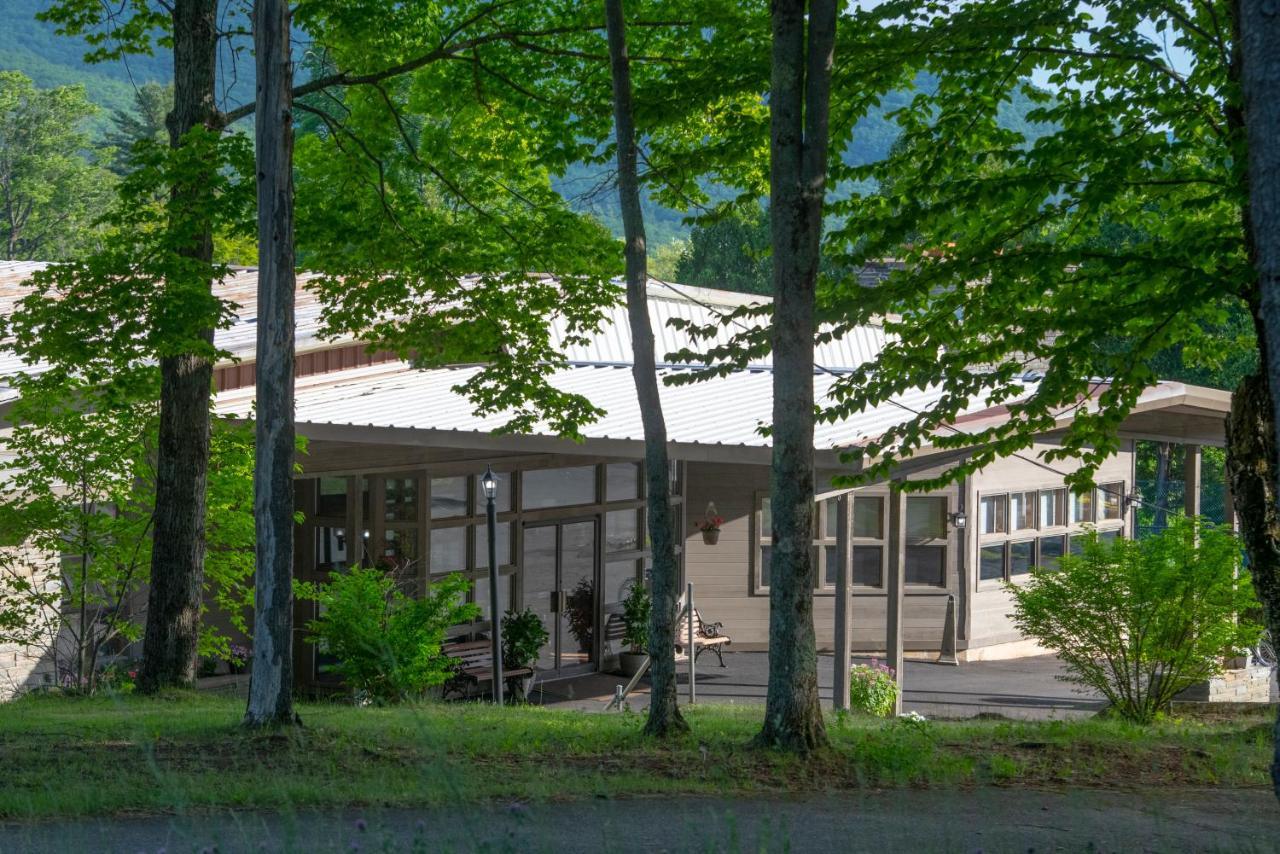 Roaring Brook Ranch Resort Lake George Exteriör bild
