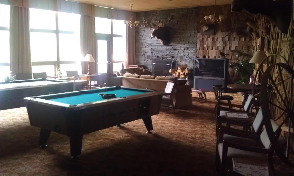 Roaring Brook Ranch Resort Lake George Exteriör bild